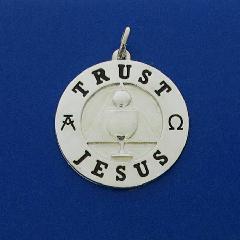 STERLING SILVER RELIEF MEDALLION WITH TRUST JESUS AND THE THE BREAD AND CUP OR CHALICE DEPICTED IN RELIEF DETAIL